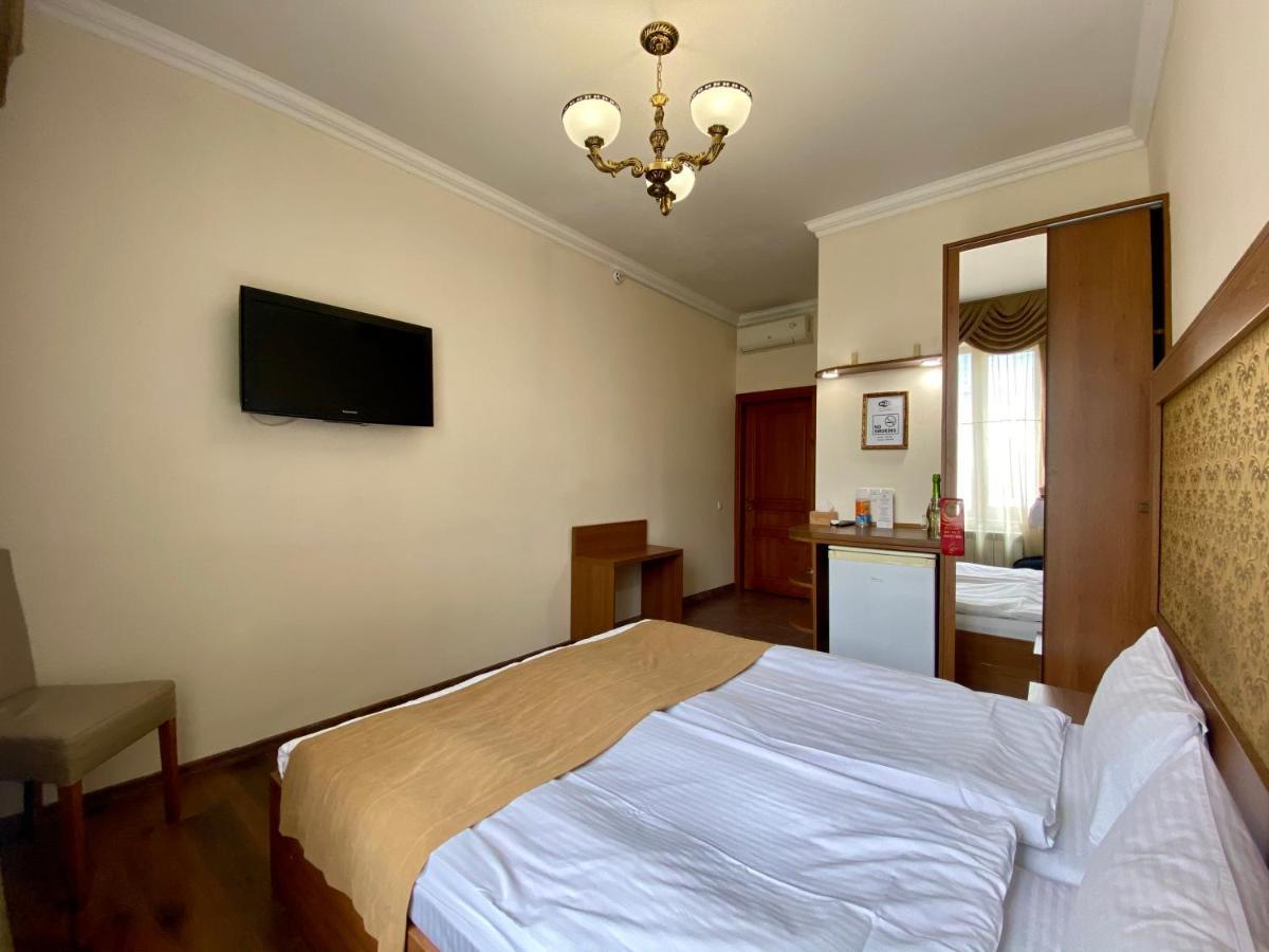 Boomerang Business Hotel Odesa Exterior photo