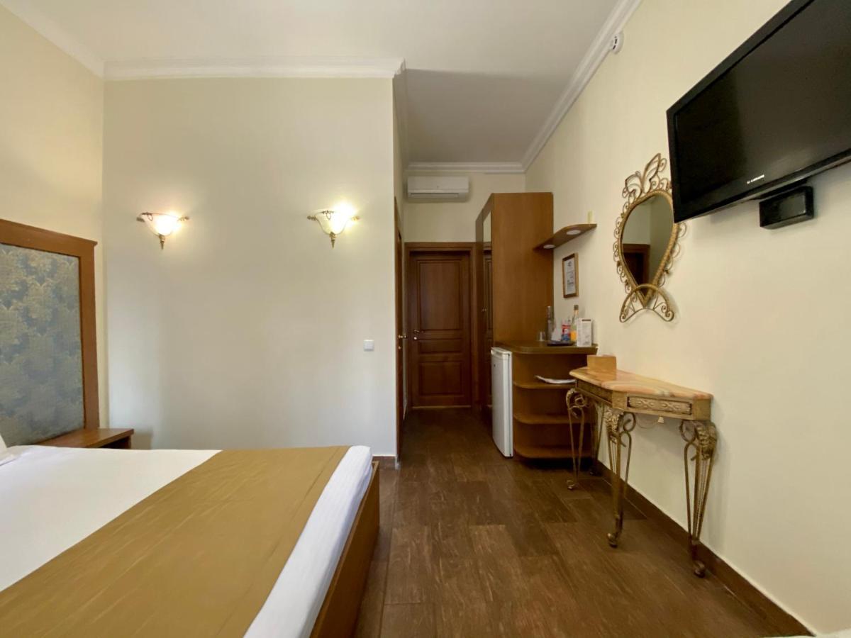 Boomerang Business Hotel Odesa Exterior photo