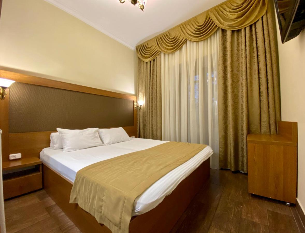 Boomerang Business Hotel Odesa Exterior photo